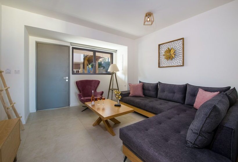 Президентский Люкс, Lilium Luxury Suites