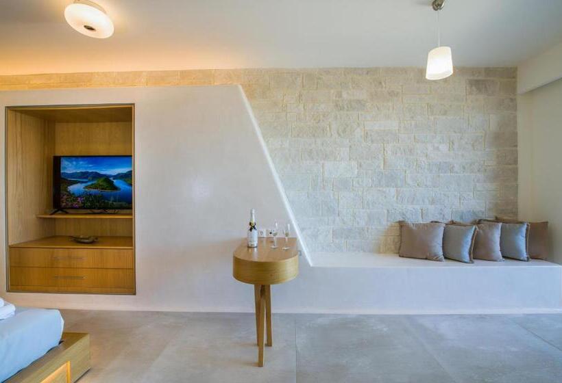 オーシャンビュースーペリアースイート, Lilium Luxury Suites