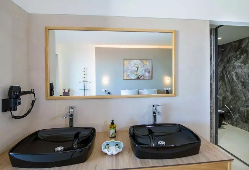 エクゼクティブスイート, Lilium Luxury Suites