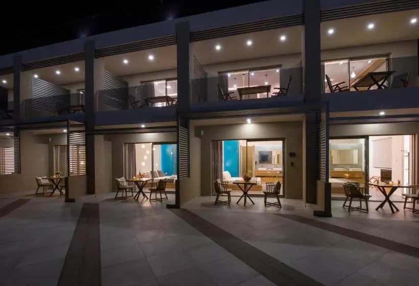 オーシャンビュースーペリアースイート, Lilium Luxury Suites