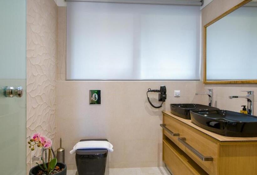 オーシャンビュースーペリアースイート, Lilium Luxury Suites