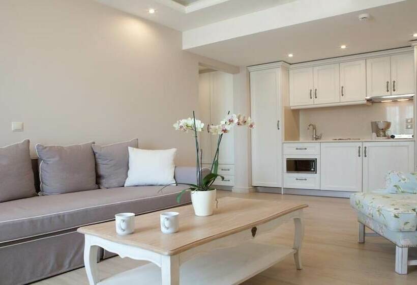 Апартаменты Deluxe 1 Спальня, Royal Nidri Hotel & Apartments