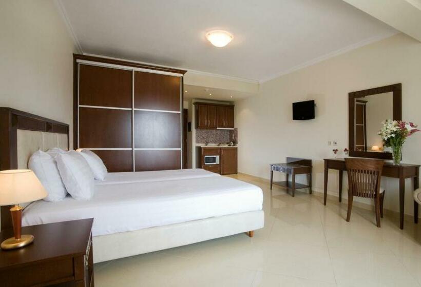 Студия Стандарт, Royal Nidri Hotel & Apartments