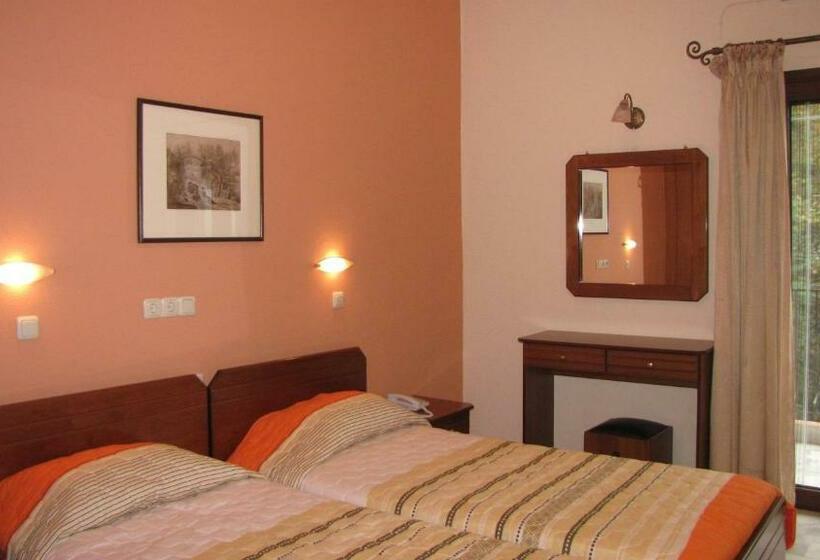 اتاق استاندارد یک نفره, Spanias