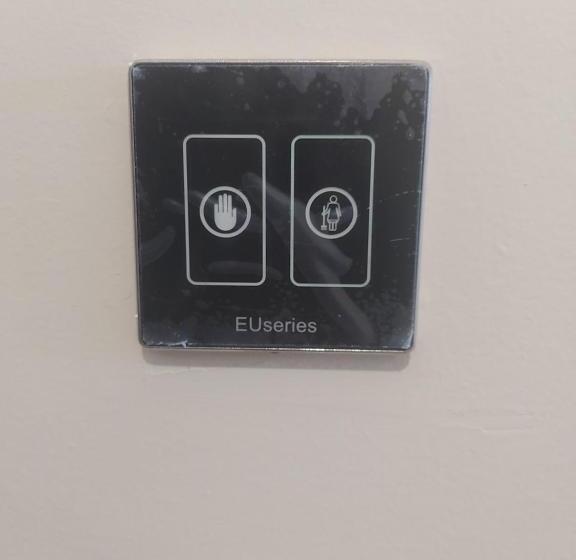 إستوديو قياسى, The Santo George Beach Resort