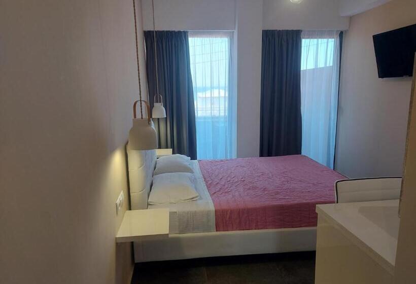 غرفة قياسية مطلّة علي البحر, The Santo George Beach Resort