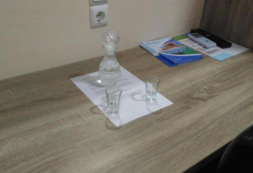 بنجلو قياسى مطلّ علي الحديقة, The Santo George Beach Resort