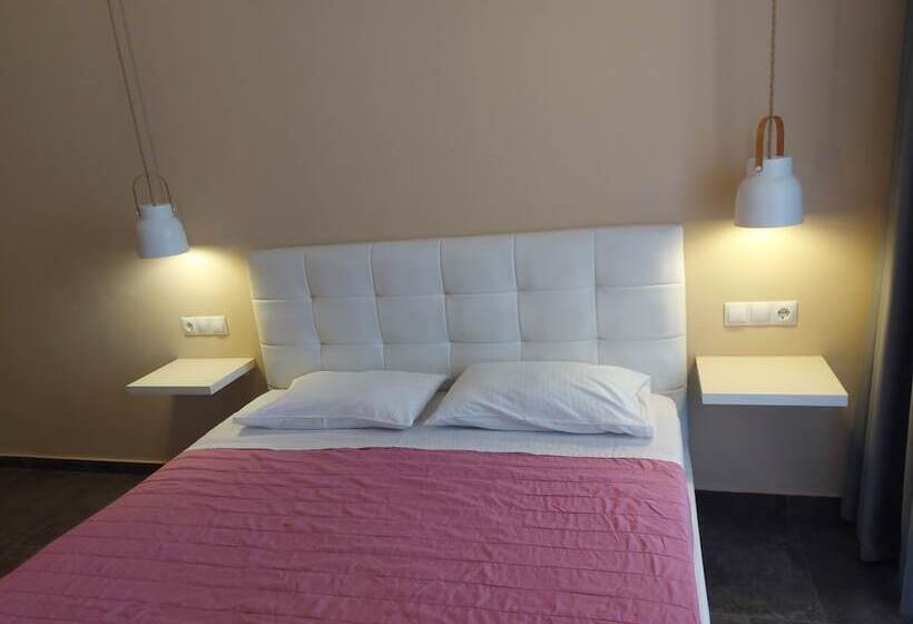 غرفة قياسية مطلّة علي البحر, The Santo George Beach Resort