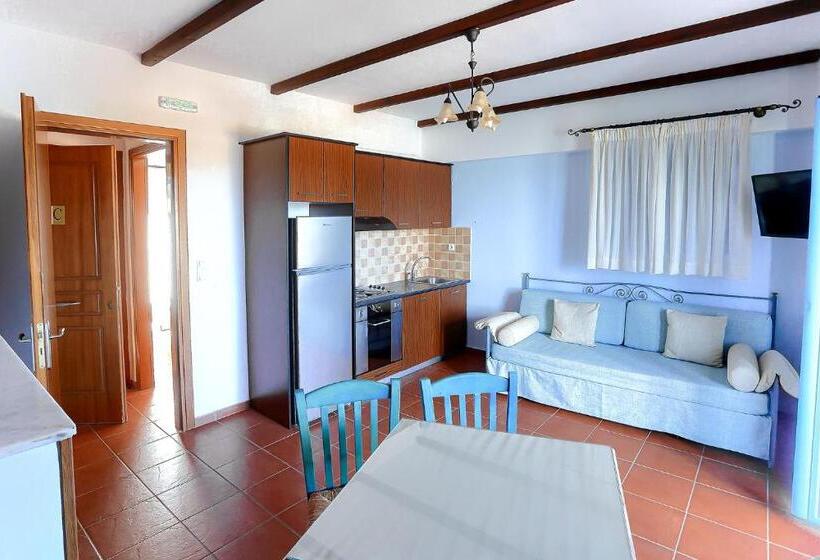 带1个卧室的公寓, Vathi