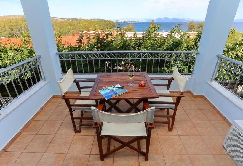 1 Bedroom Family Apartment Sea View, Vathi