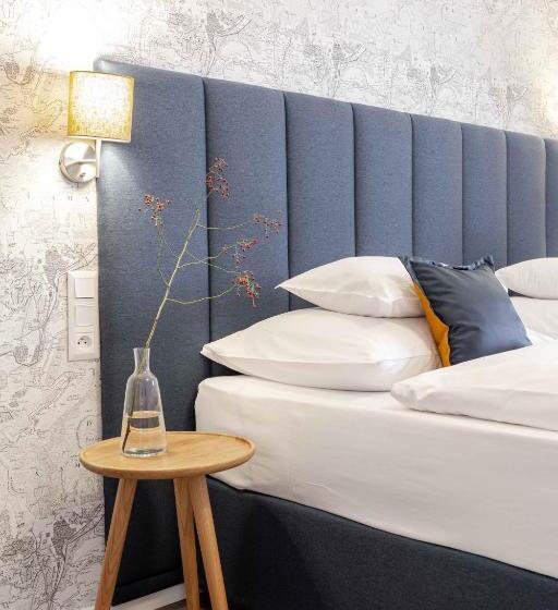 דירת שני חדרים, Equitana Hotel Resort