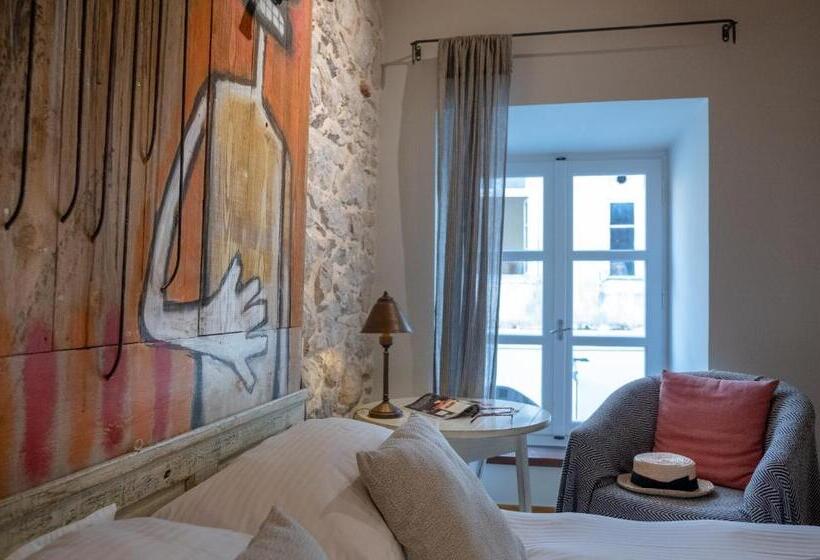 غرفة قياسية فردية, Amymone And Adiandi