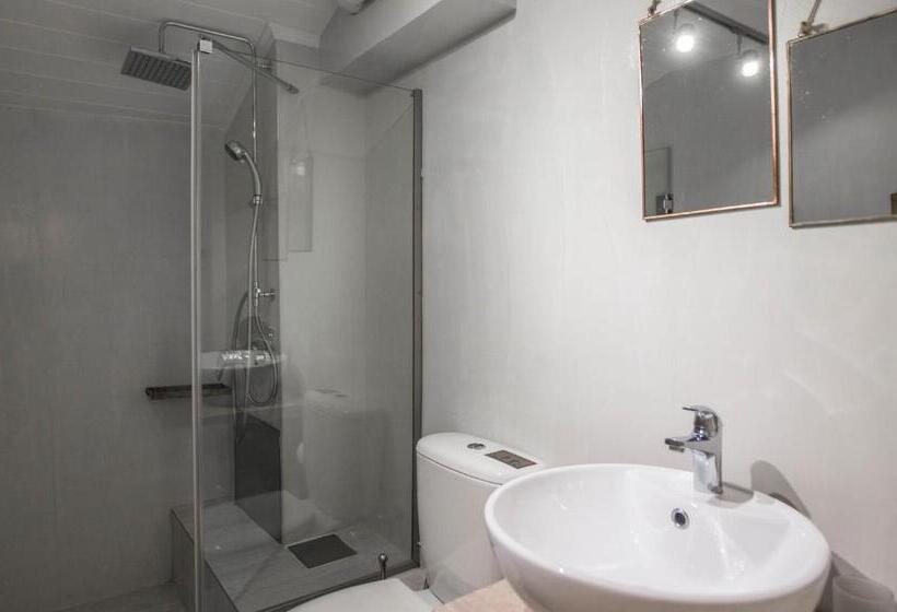 غرفة ديلوكس ذات إطلالة جانبية على البحر, Amymone And Adiandi