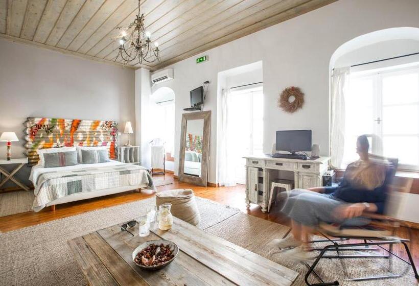 جناح جونيور, Amymone And Adiandi