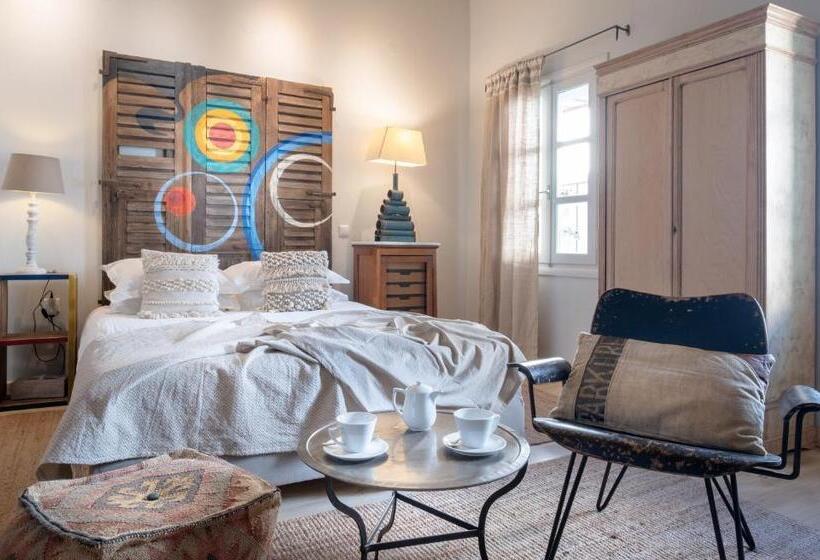 جناح عائلي, Amymone And Adiandi