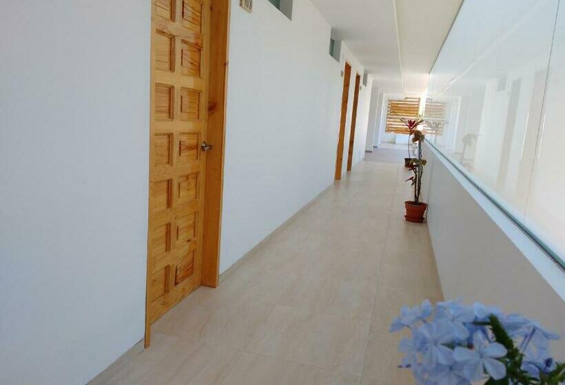 جناح جونيور ديلوكس, Balistra