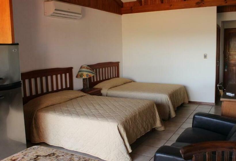 스탠다드 발코니 스튜디오, Flamingo Marina