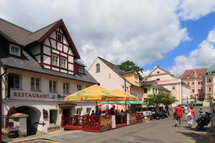 חדר סטנדרט לארבעה, Hradní Bašta