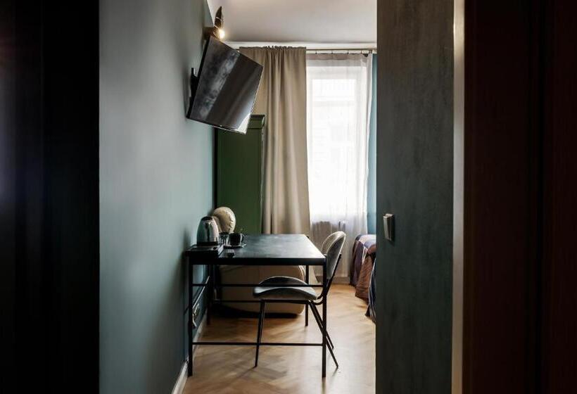 اتاق لوکس سه تخته, Louren The Bridge Inn