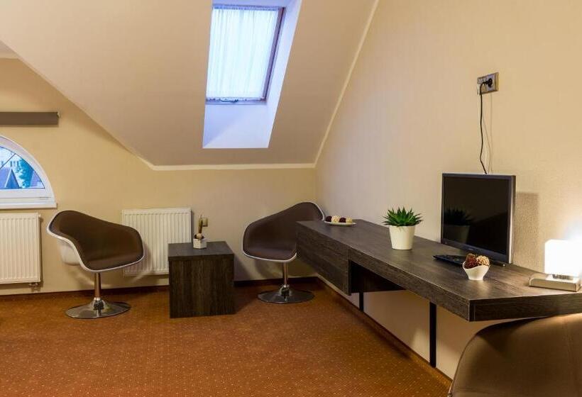 1 Bedroom Apartment River View, Lužnice