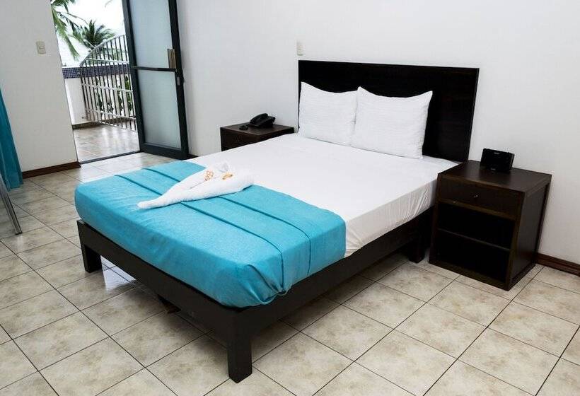 Junior Suite Queen Bed, Puntarenas Beach