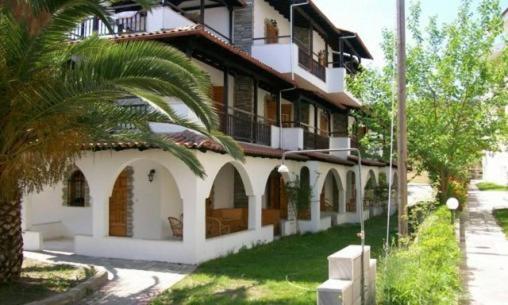 סטודיו אקונומי, Rigakis