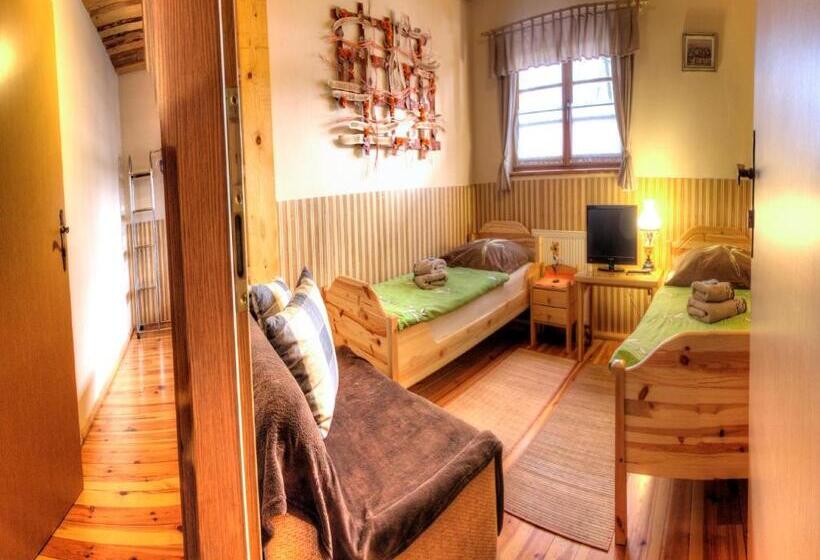 ２ベッドスイートルーム, Steak Restaurant Penzion Country Saloon