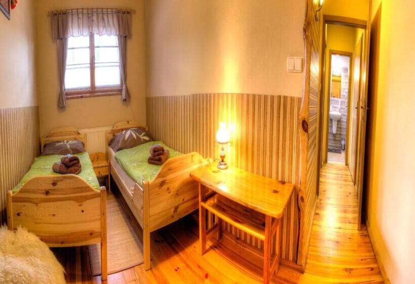 ２ベッドスイートルーム, Steak Restaurant Penzion Country Saloon