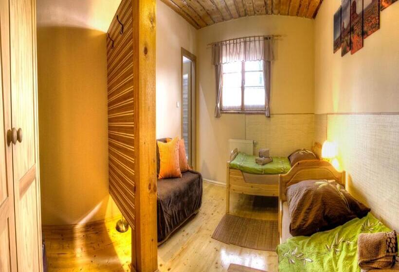 ビジネスルーム, Steak Restaurant Penzion Country Saloon