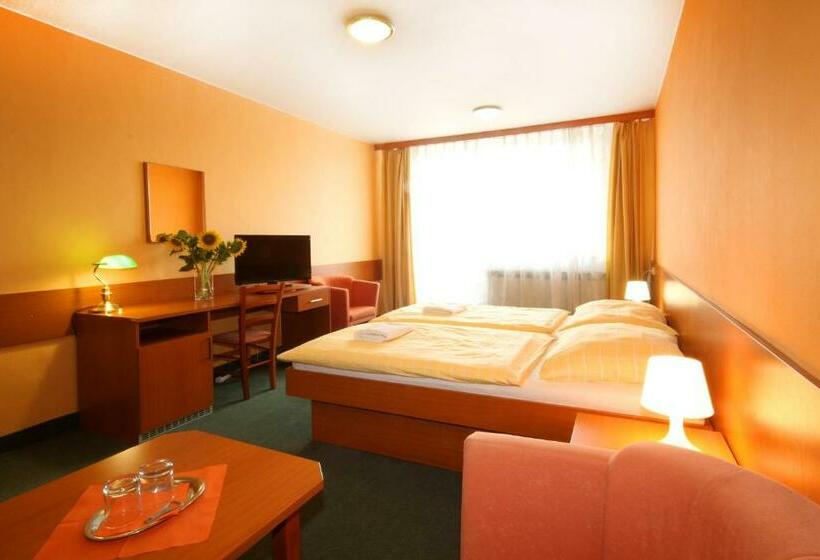 Chambre Supérieure, Strážnice