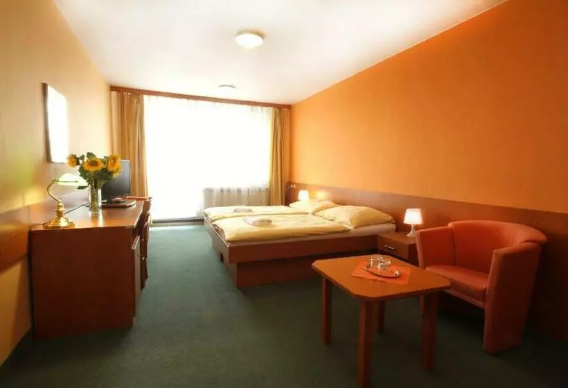 Chambre Supérieure, Strážnice