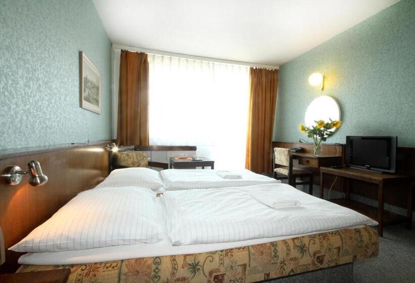 Chambre Standard avec Balcon, Strážnice