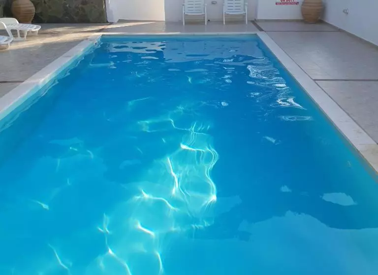 ツーベッドルーム　ヴィラ, Villa Elpiniki
