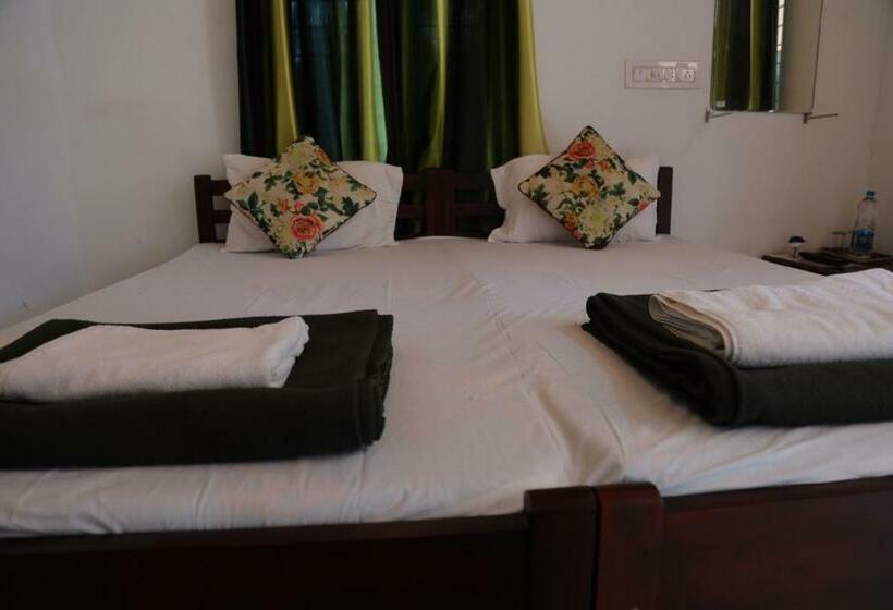 Номер Economy, Baywatch Beach Resort