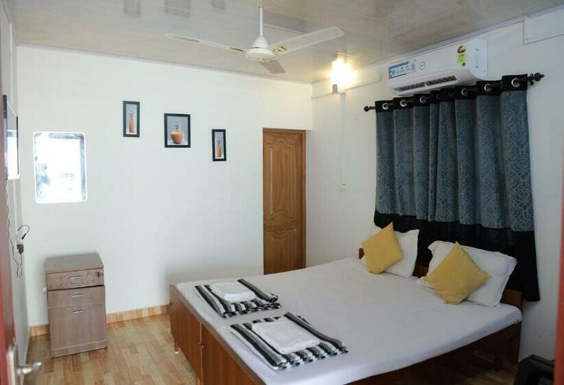 Номер Deluxe, Baywatch Beach Resort