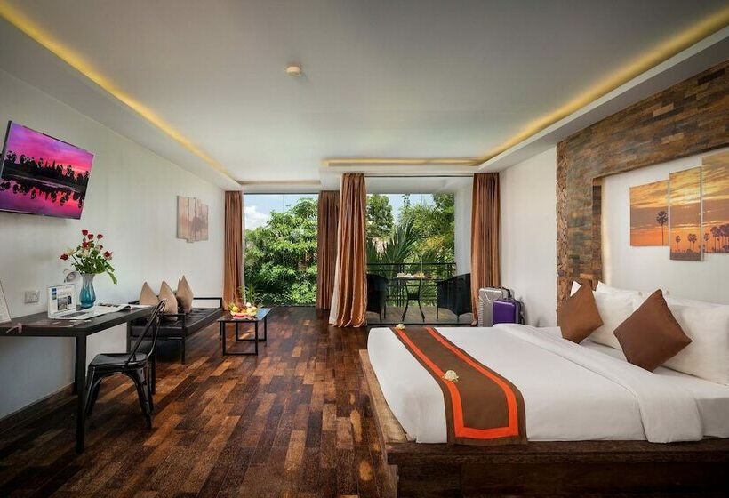 اتاق لوکس با بالکن, Elysium Suite