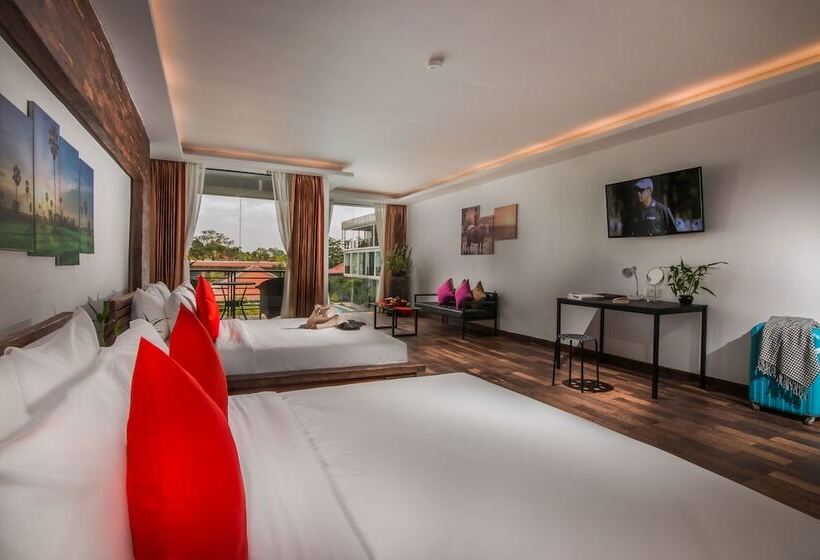 اتاق لوکس با بالکن, Elysium Suite