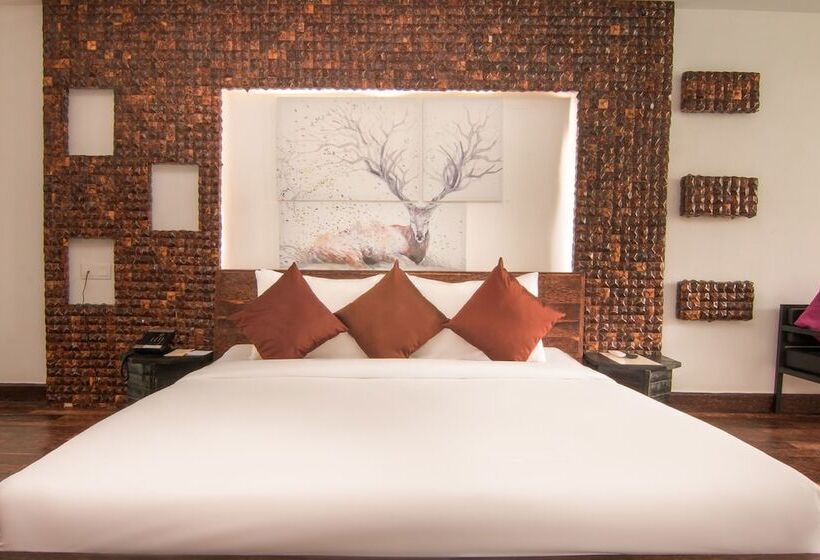 اتاق لوکس با بالکن, Elysium Suite