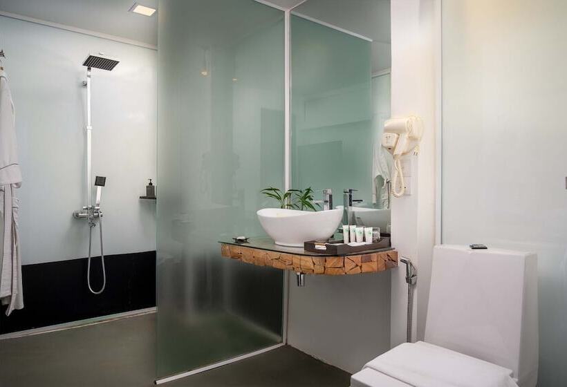 اتاق لوکس با بالکن, Elysium Suite