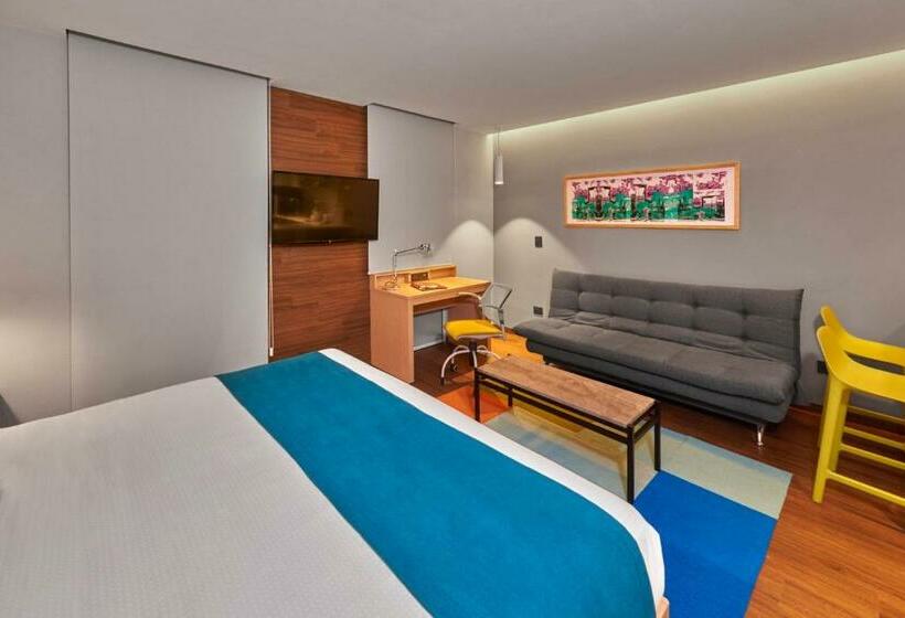 جناح سرير كينج, City Express Suites By Marriott Silao Aeropuerto