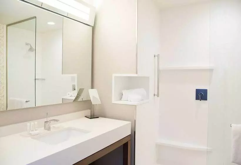 スイート, Courtyard By Marriott Oxford