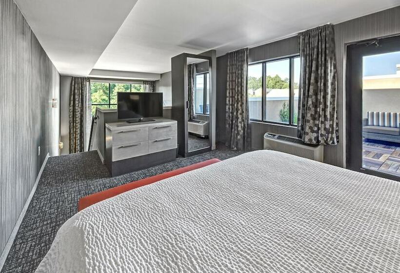 스위트, Courtyard By Marriott Oxford