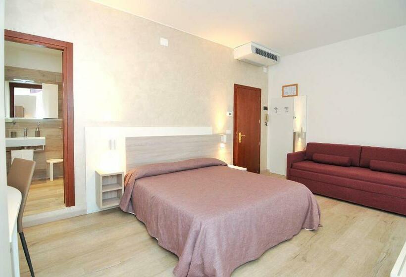 标准三人间, Da Mario