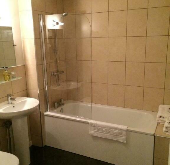 غرفة سوبيريور, Dragon Inn