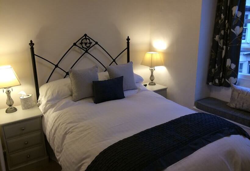 غرفة سوبيريور, Dragon Inn