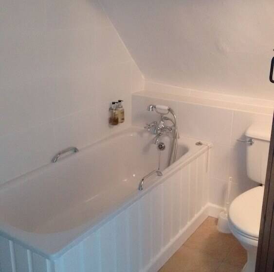 غرفة قياسية, Dragon Inn