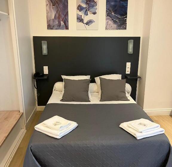 스탠다드 룸, Du Dauphiné