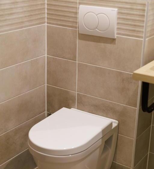 스탠다드 싱글 룸, Du Dauphiné