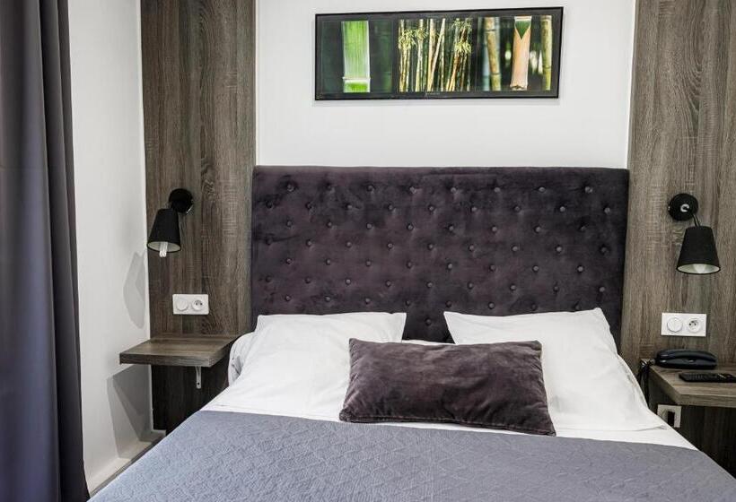 스탠다드 룸, Du Dauphiné