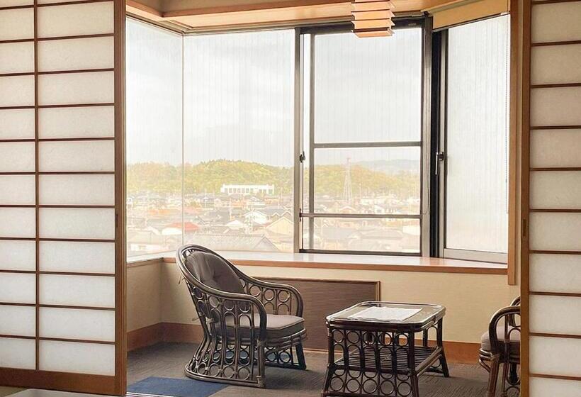 Quarto Estandar, Haiya